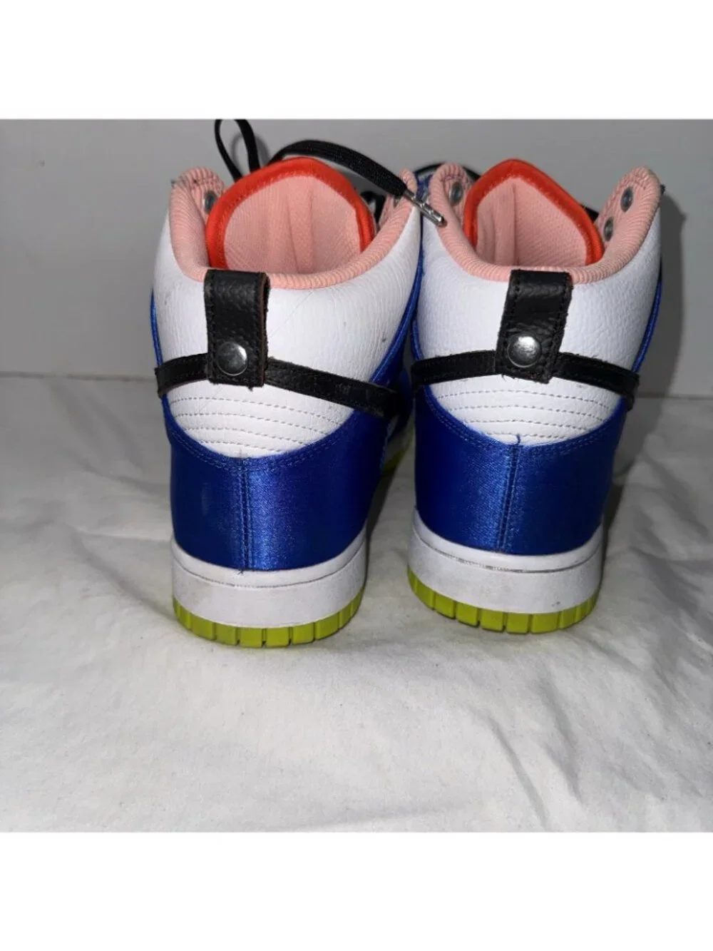 Nike Dunk High Women’s Satin Blue DV2185-100 Sz 8.5